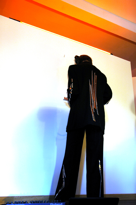Mirror Suit 1